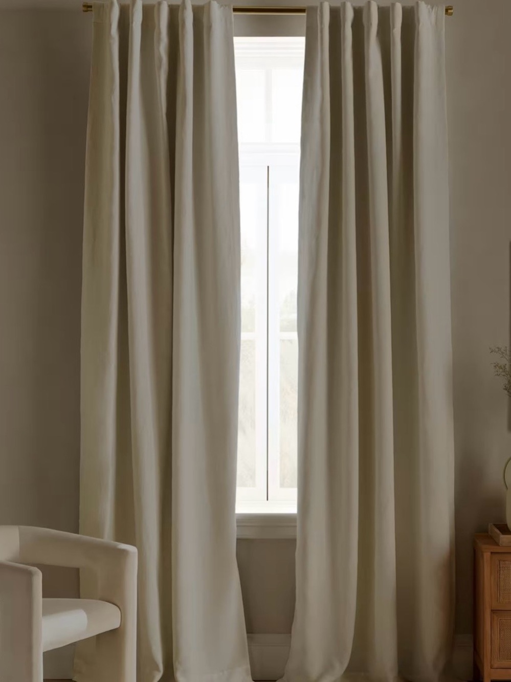 NWOT Quince Ivory European Linen Blackout Curtain Single Panel 48x84 inches
